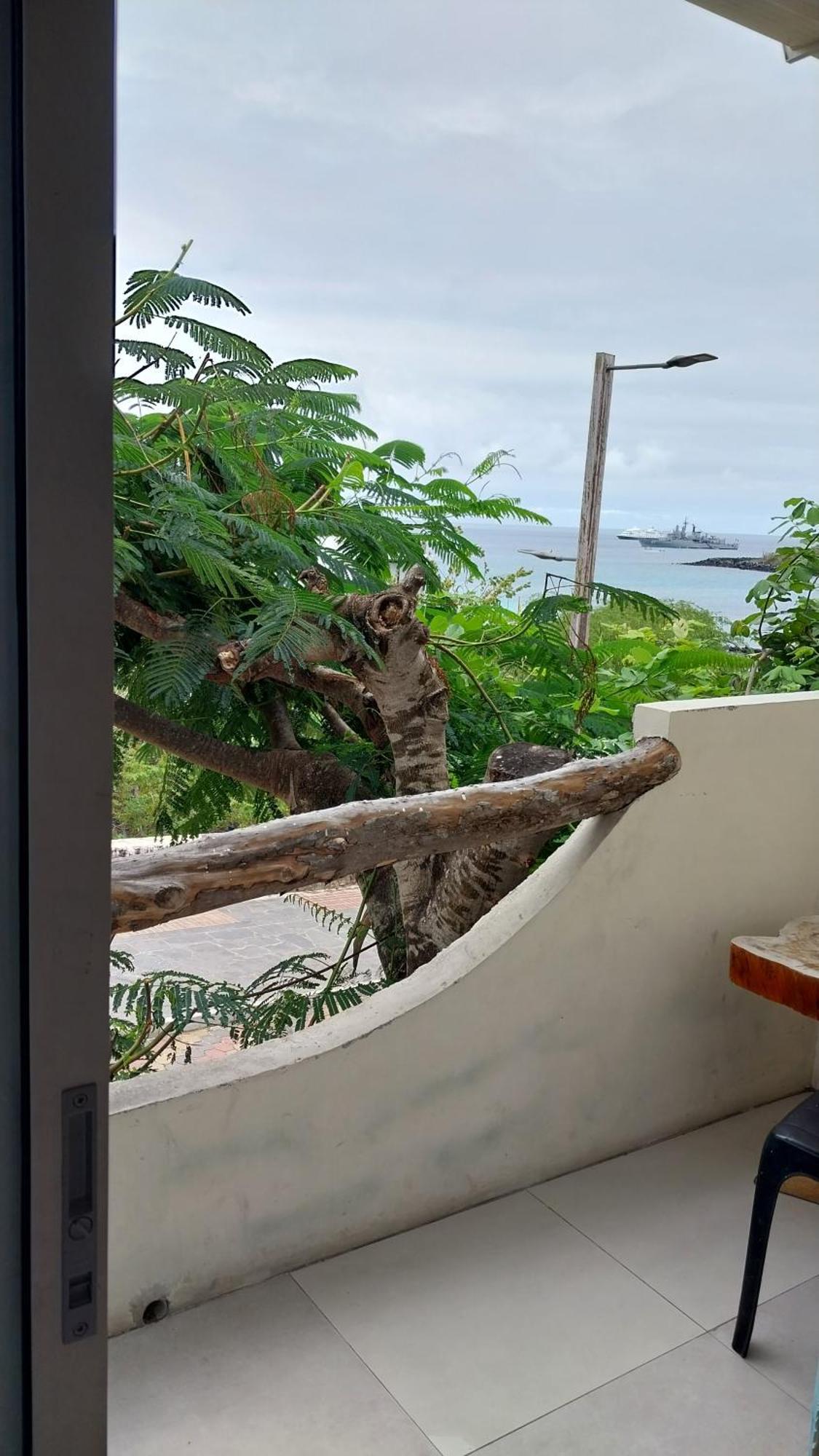 Hostal Cabanas Don Jorge Puerto Baquerizo Moreno Exteriör bild
