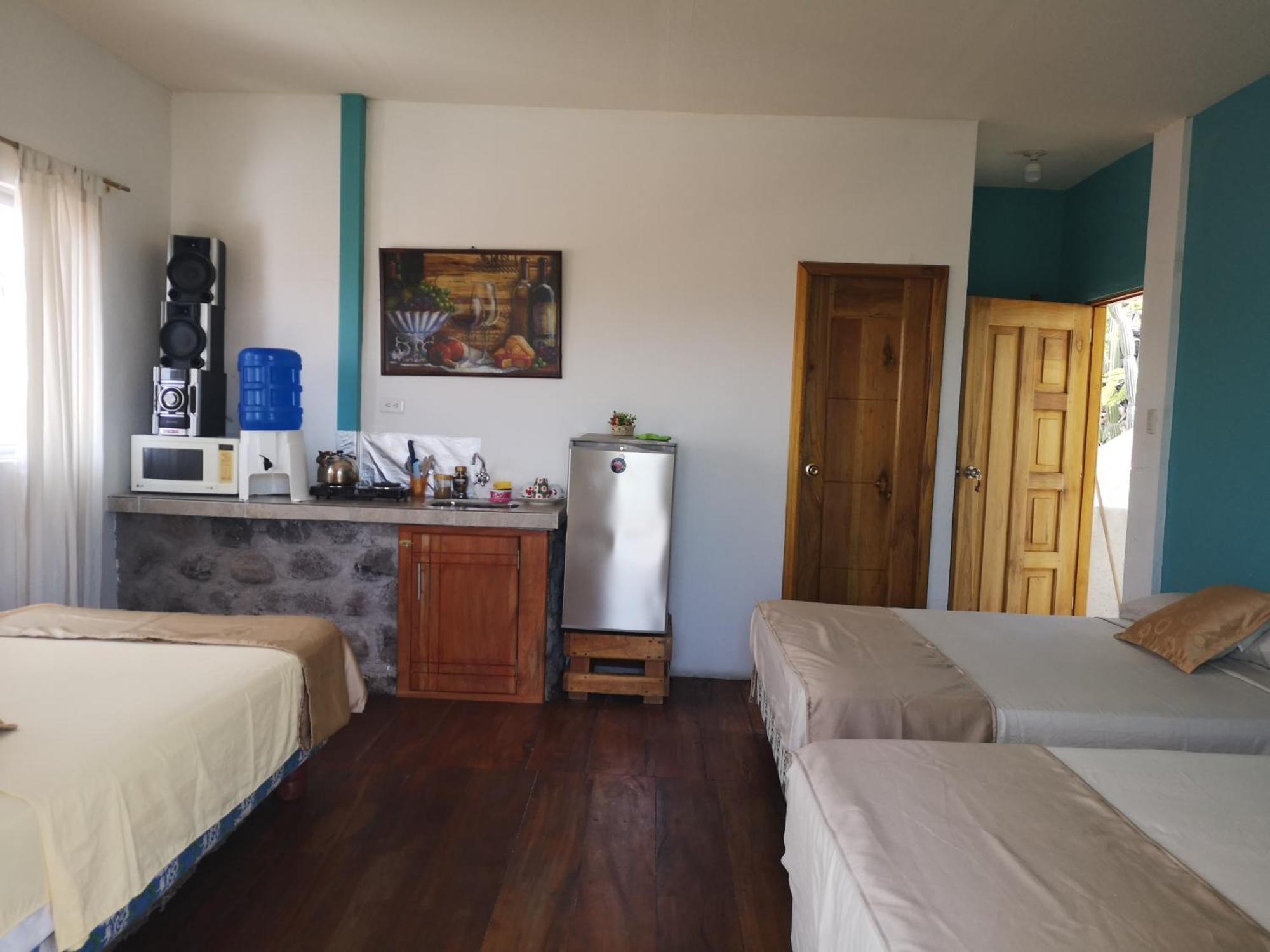 Hostal Cabanas Don Jorge Puerto Baquerizo Moreno Exteriör bild