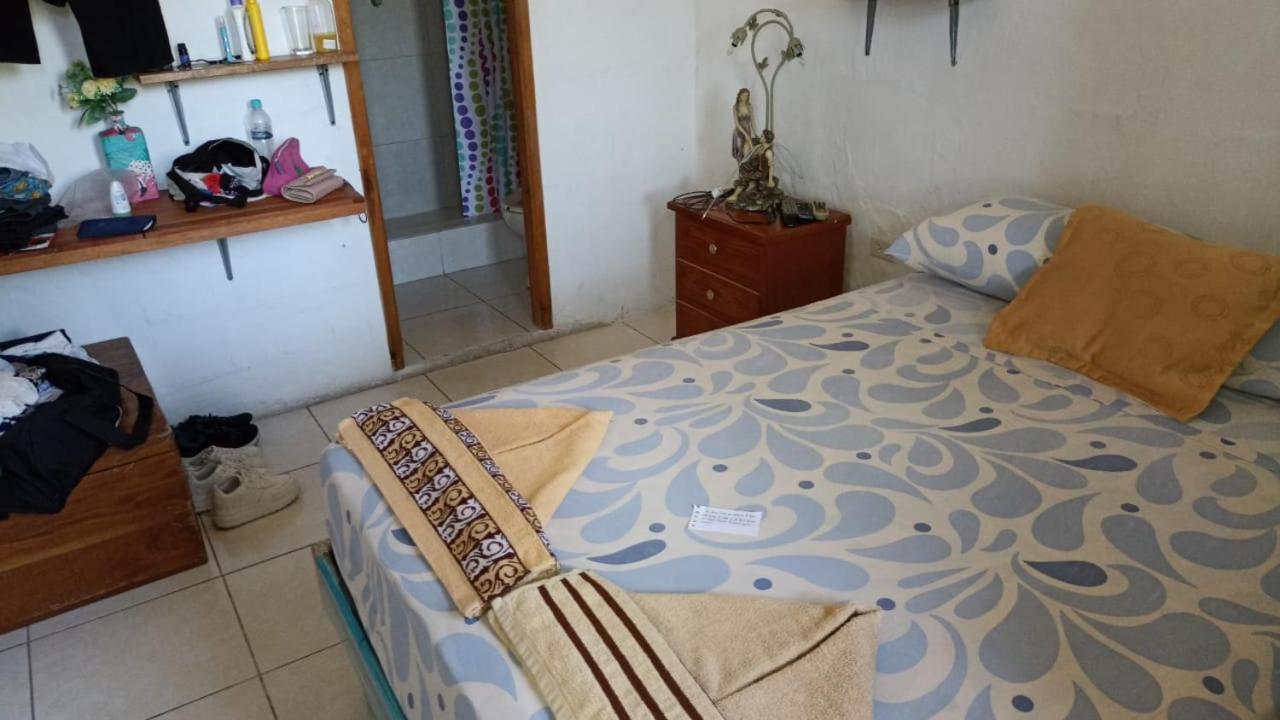 Hostal Cabanas Don Jorge Puerto Baquerizo Moreno Exteriör bild