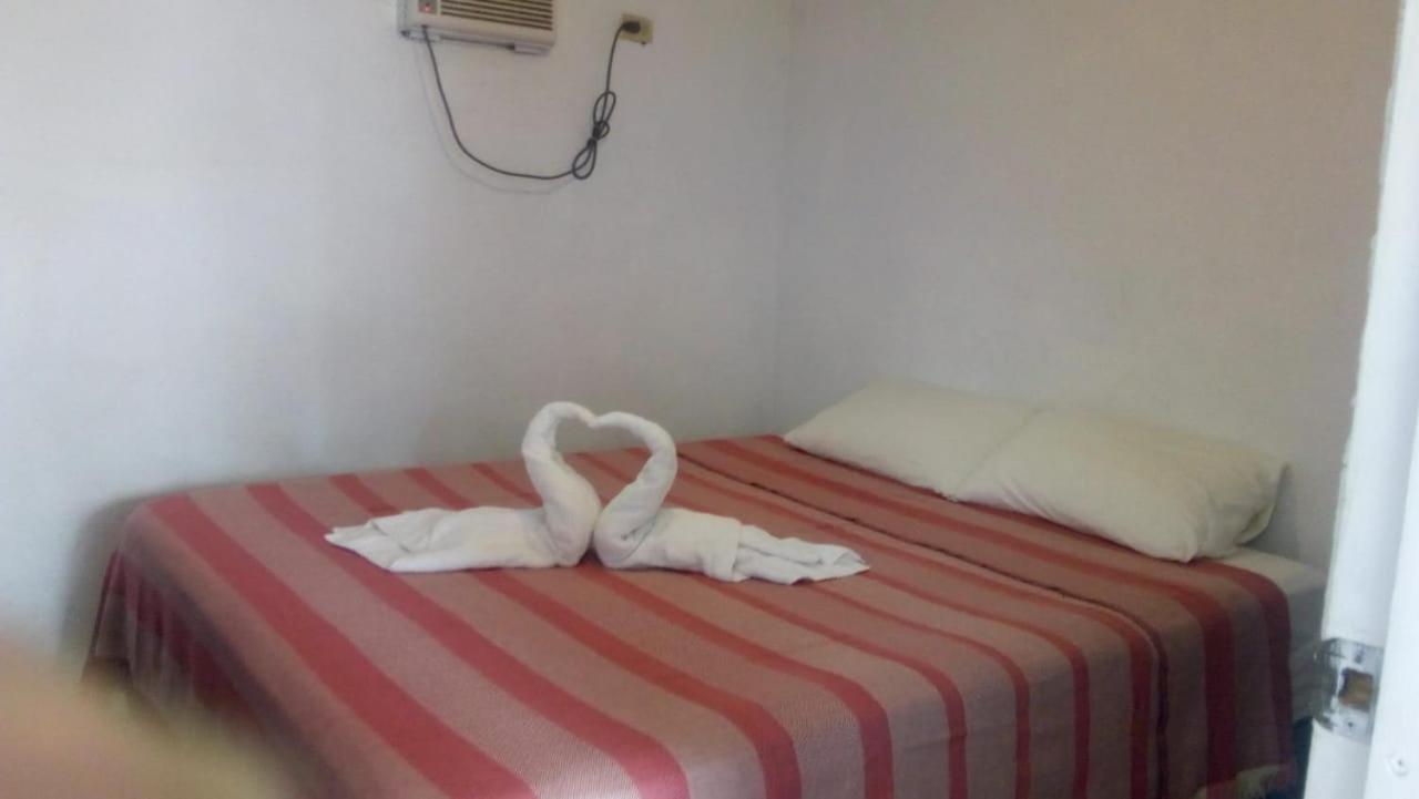 Hostal Cabanas Don Jorge Puerto Baquerizo Moreno Rum bild