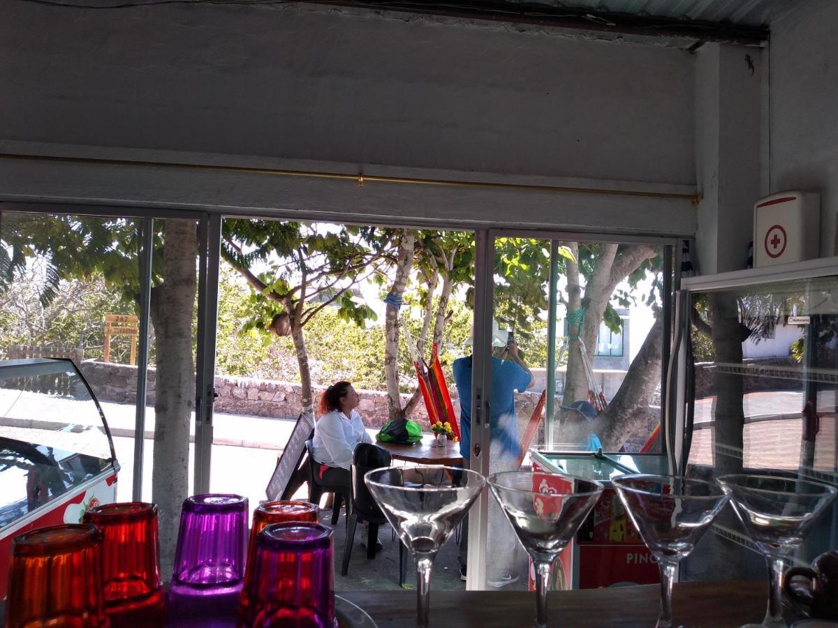 Hostal Cabanas Don Jorge Puerto Baquerizo Moreno Exteriör bild